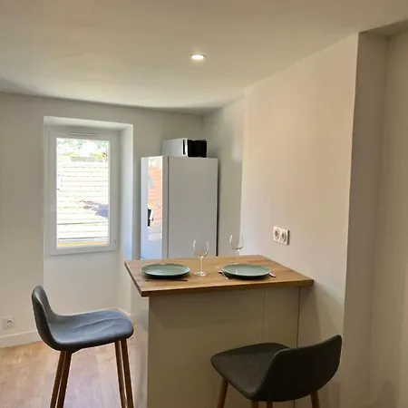 Neuf Centreville Climatise #13 Apartamento *