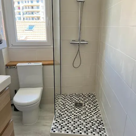 Neuf Centreville Climatise #13 Apartament *